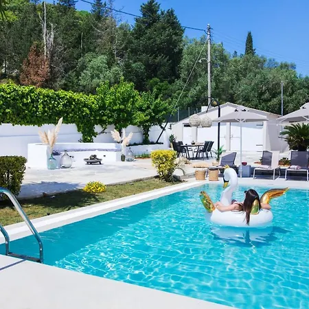 Grande Terra Villas With Swimming Pool Spartylas Exterior photo